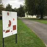 Domaine Du Beron - Chateau Et Apartmanhotel 3*