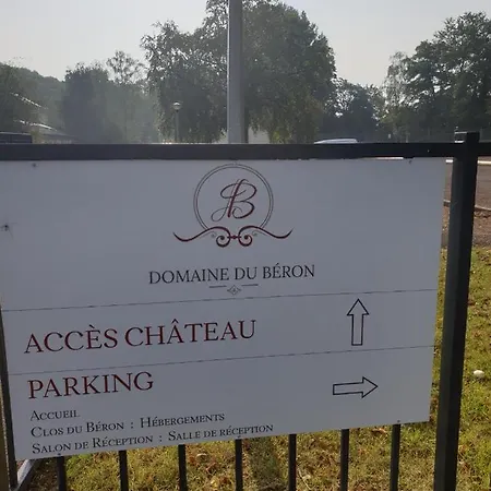 Apart Otel Domaine Du Beron - Chateau Et