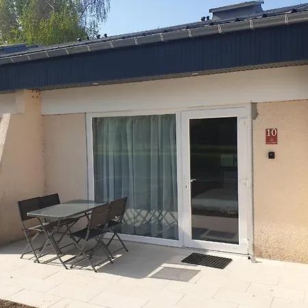 Clos Du Beron- Meuble De Tourisme Cappelle-en-Pevele