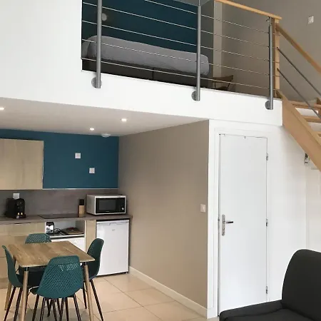 Clos Du Beron- Meuble De Tourisme Aparthotel Cappelle-en-Pevele