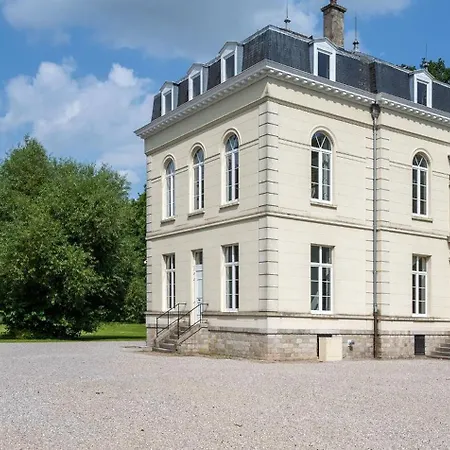 Domaine Du Beron - Chateau Et Apart Otel 4*