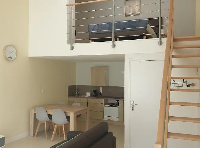 Apprt Clos Du Béron Appart hôtel 3*