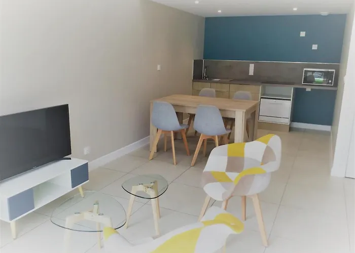 Apprt Clos Du Béron 3*