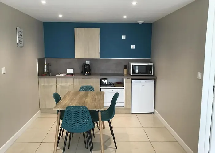 Apprt Clos Du Béron 3*